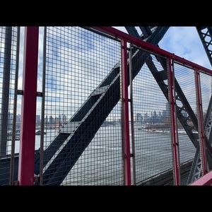 Meet your Posher, Lucy